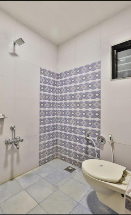 Hotel Shreenath Ahmedabad Exterior foto