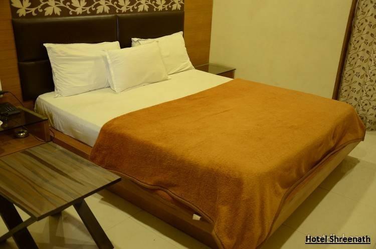 Hotel Shreenath Ahmedabad Exterior foto